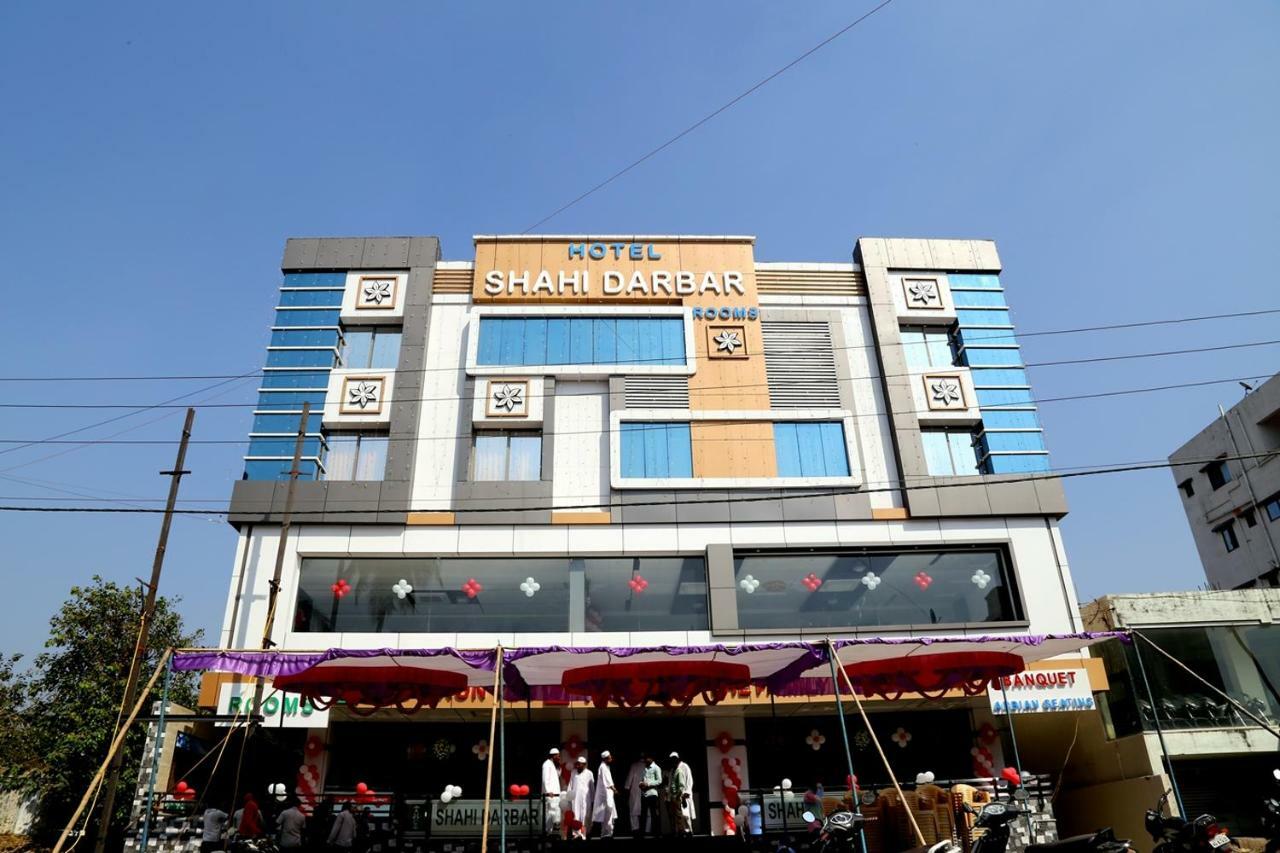 Hotel Shahi Darbar Navsari Екстер'єр фото